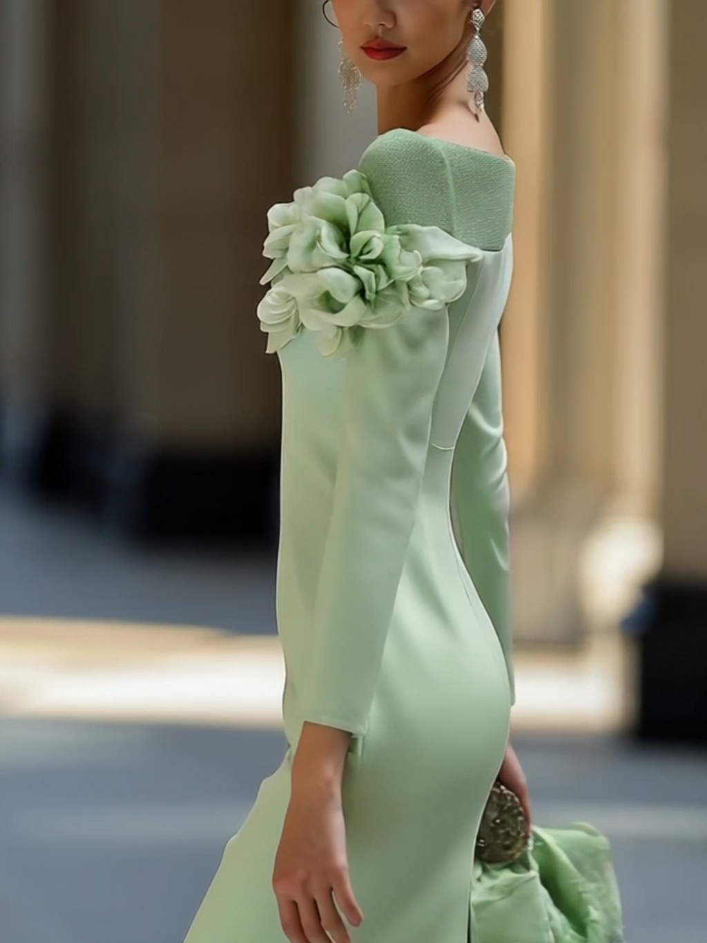 Light Green Midi Pencil Dress with Mesh and 3D Flower Decoration